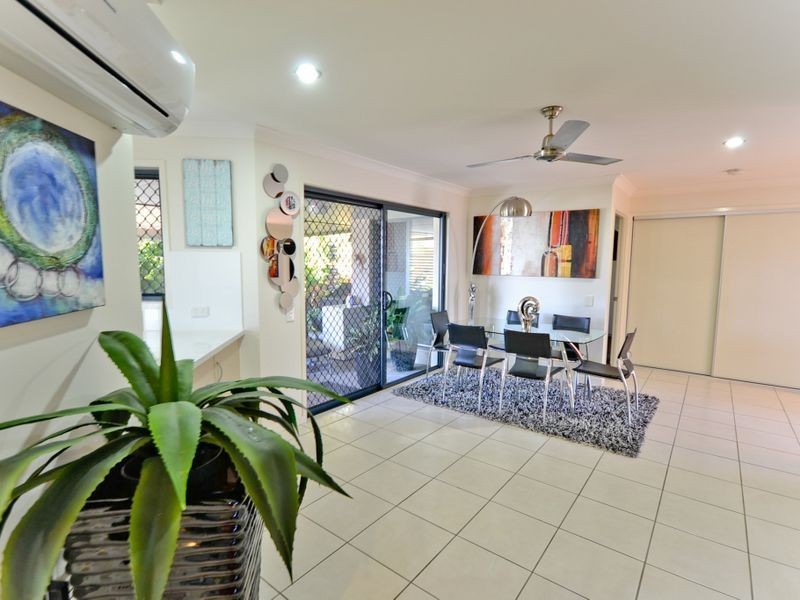 12/4 Somerset Place, Yamba NSW 2464