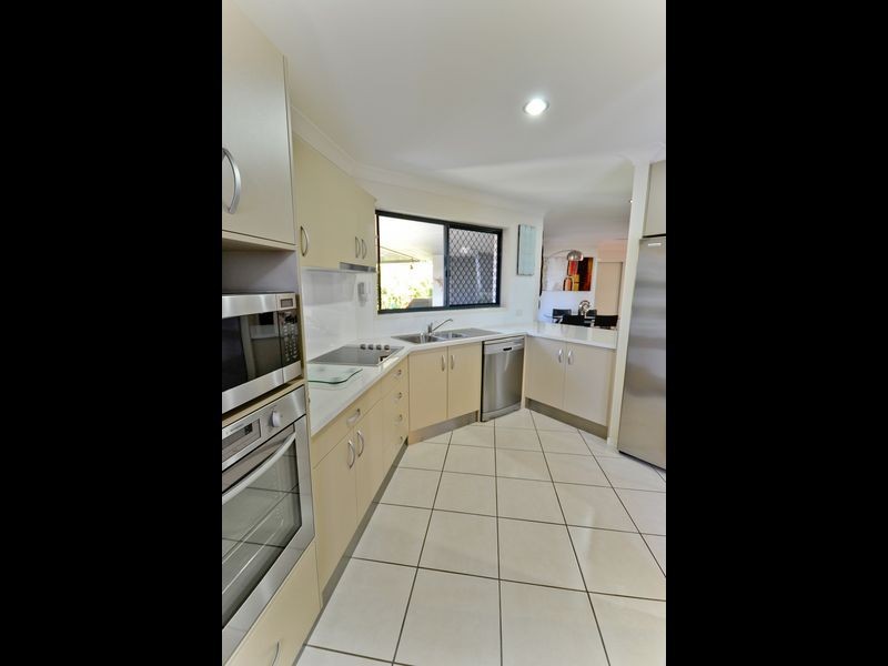 12/4 Somerset Place, Yamba NSW 2464