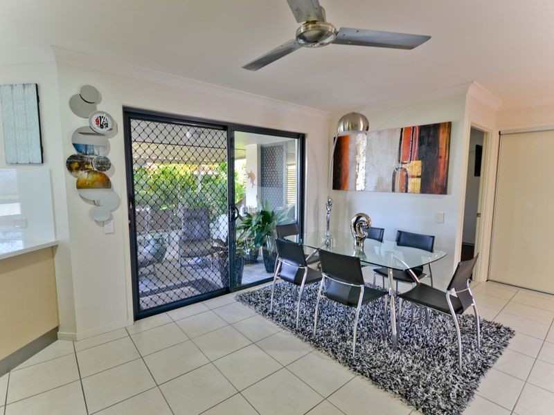 12/4 Somerset Place, Yamba NSW 2464