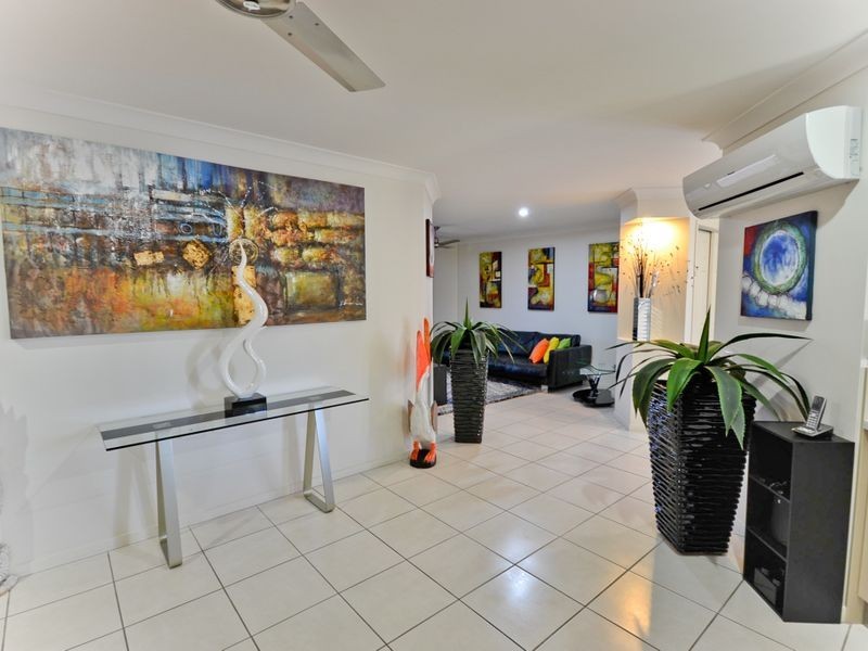 12/4 Somerset Place, Yamba NSW 2464