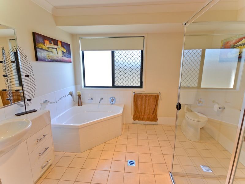 12/4 Somerset Place, Yamba NSW 2464