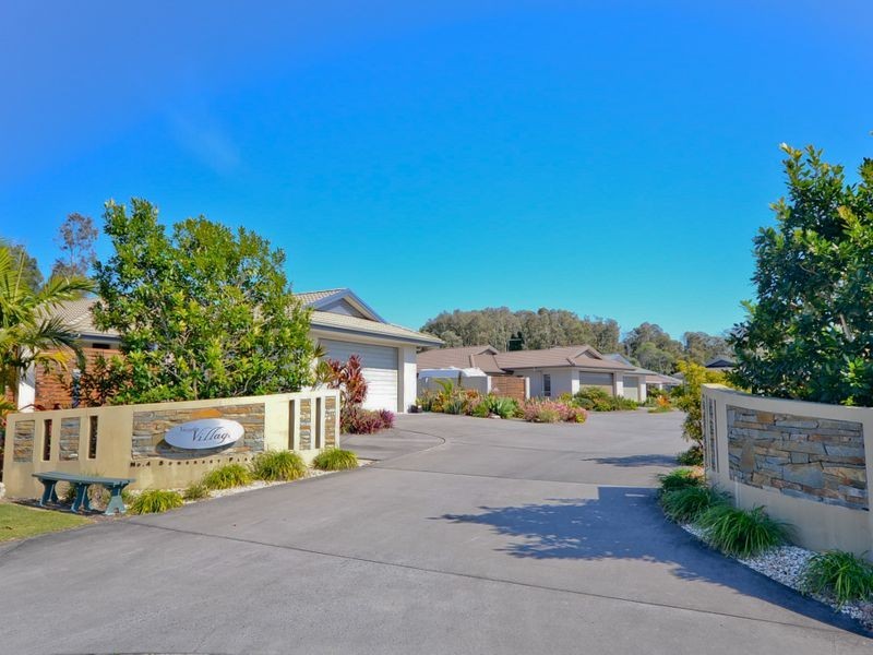 12/4 Somerset Place, Yamba NSW 2464