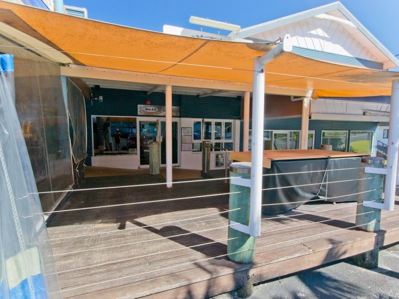 2/15 Clarence Street, Yamba NSW 2464