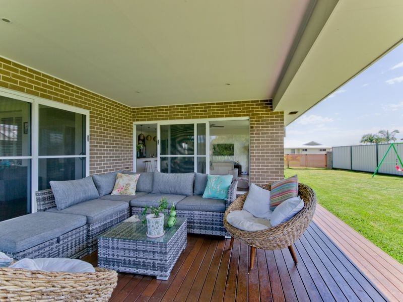 9 Harold Tory Drive, Yamba NSW 2464