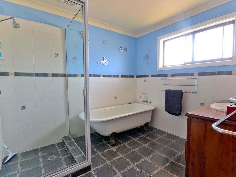 6 Bent Street, Yamba NSW 2464
