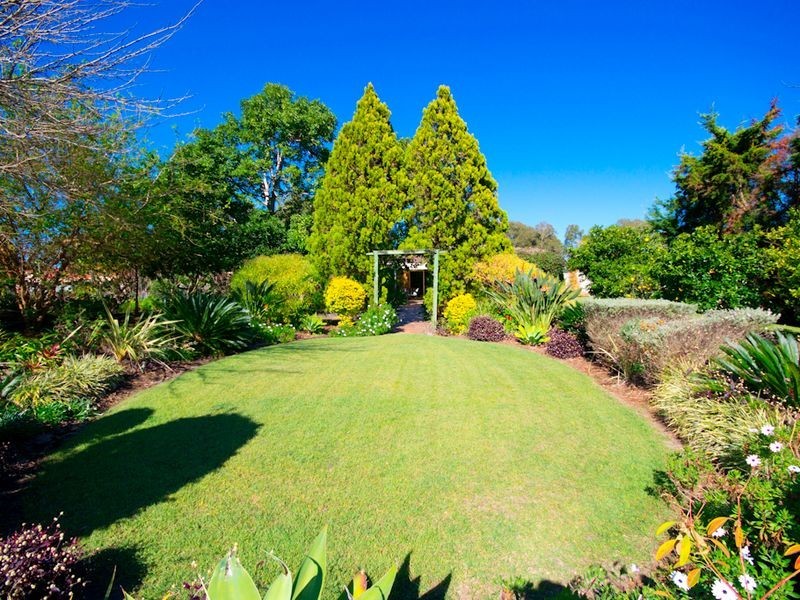 2 – 4 Phoenix Close, Yamba NSW 2464