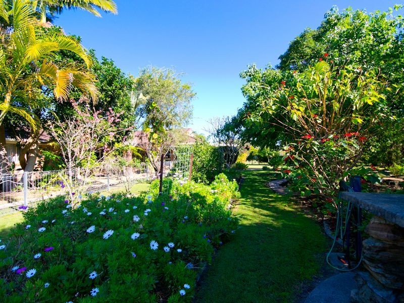 2 – 4 Phoenix Close, Yamba NSW 2464