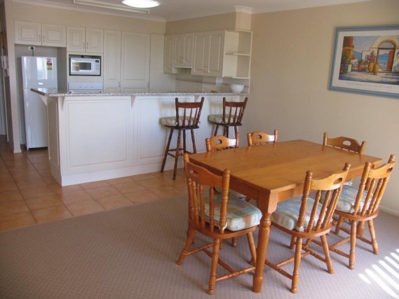 Meridian 6/1-5 Beachside Way, Yamba NSW 2464