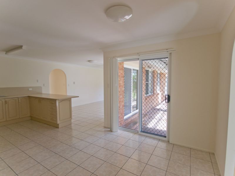 17 Mariners Way, Yamba NSW 2464