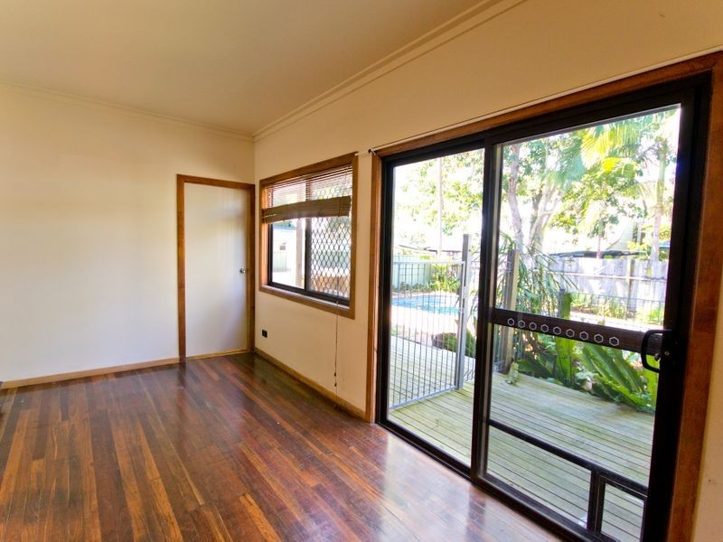 30 Young Street, Yamba NSW 2464