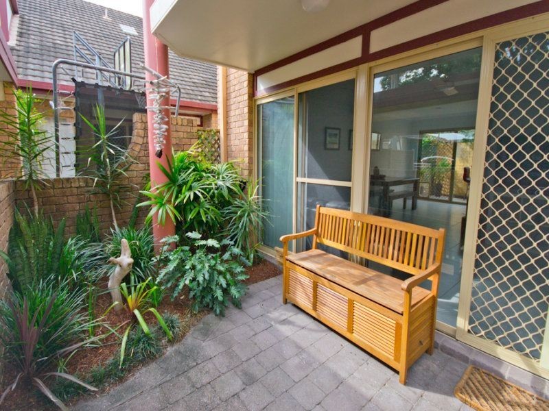 Unit 4/16 Beach Street, Yamba NSW 2464