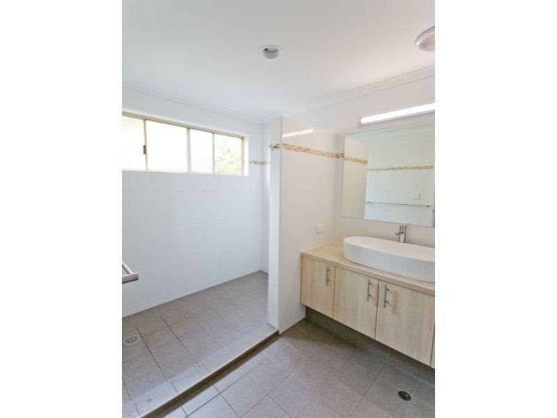 Unit 4/16 Beach Street, Yamba NSW 2464