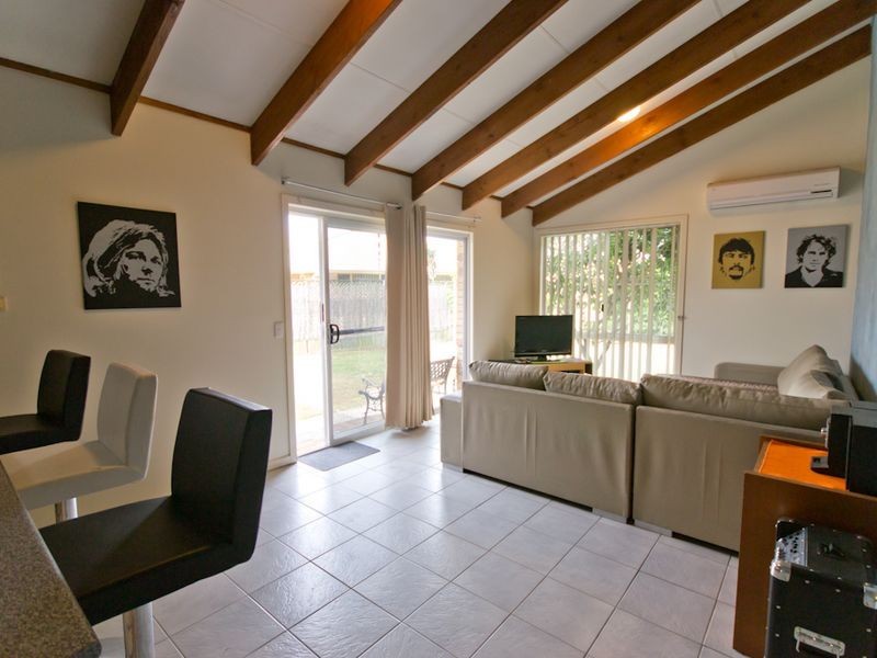 8 Melaleuca Drive, Yamba NSW 2464