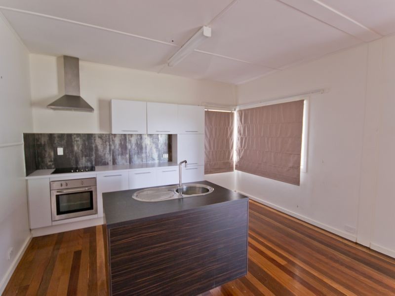 30 Yamba Road, Yamba NSW 2464