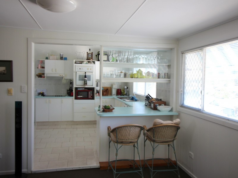 42 Yamba Street, Yamba NSW 2464