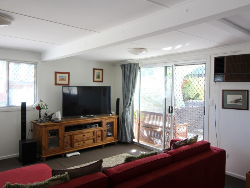 42 Yamba Street, Yamba NSW 2464