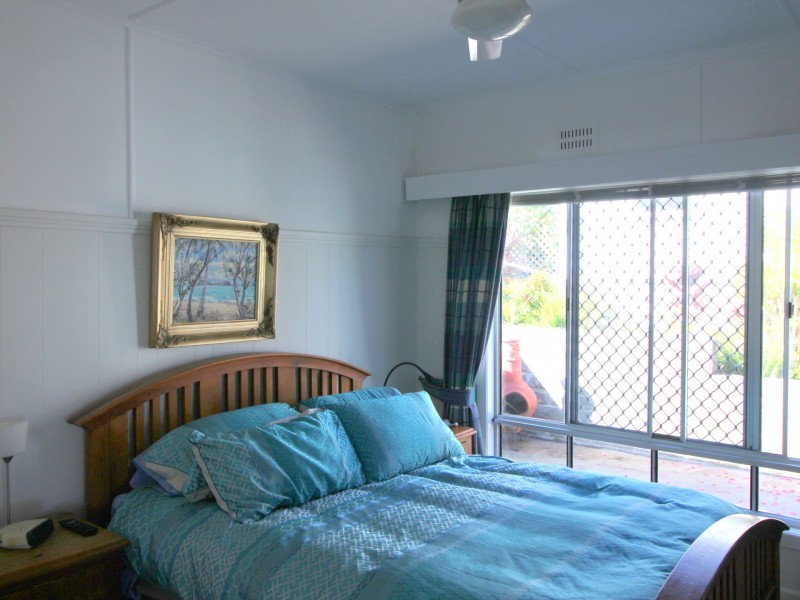 42 Yamba Street, Yamba NSW 2464
