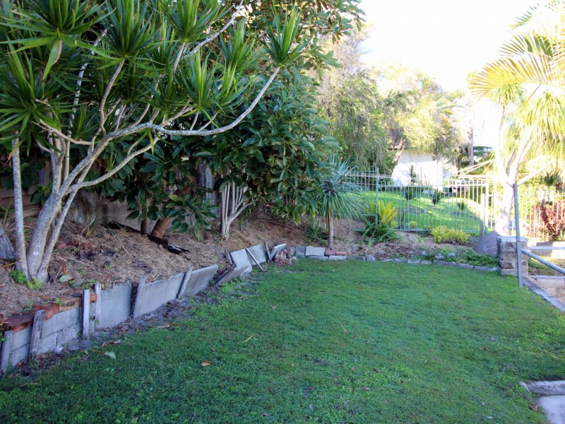 42 Yamba Street, Yamba NSW 2464