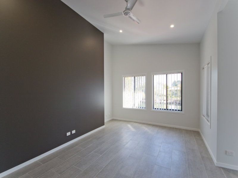 1/53 William Avenue, Yamba NSW 2464