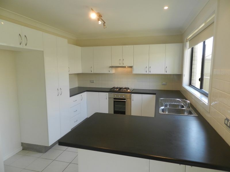 2/5 Park Avenue, Yamba NSW 2464