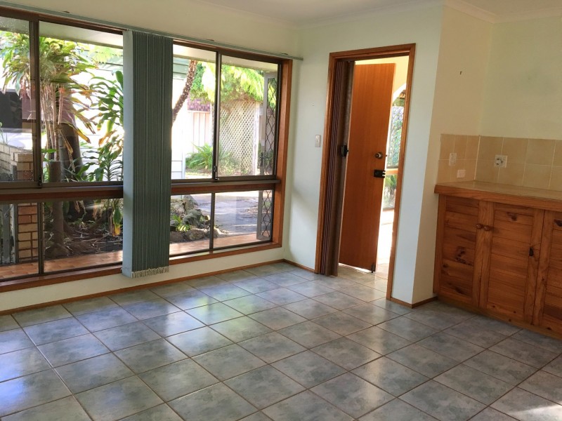 64 Coonawarra Court, Yamba NSW 2464