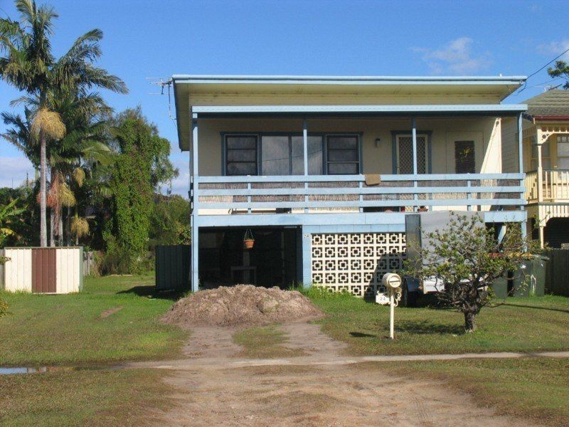 24 Yamba Road, Yamba NSW 2464