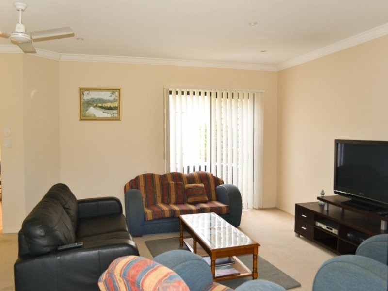 33 Oceania Court, Yamba NSW 2464