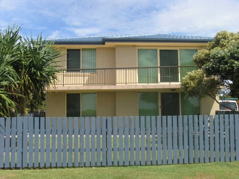 Pippie View 2 – Pacific Parade, Yamba NSW 2464