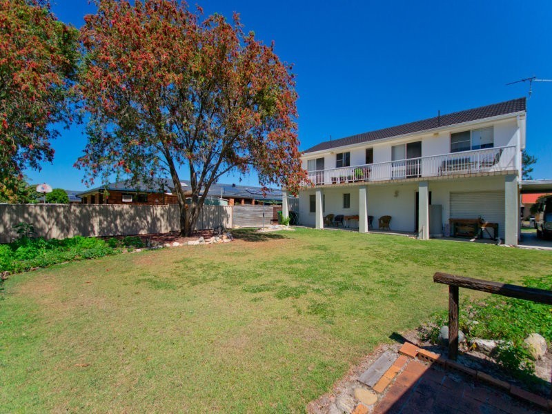 2 The Peninsula, Yamba NSW 2464
