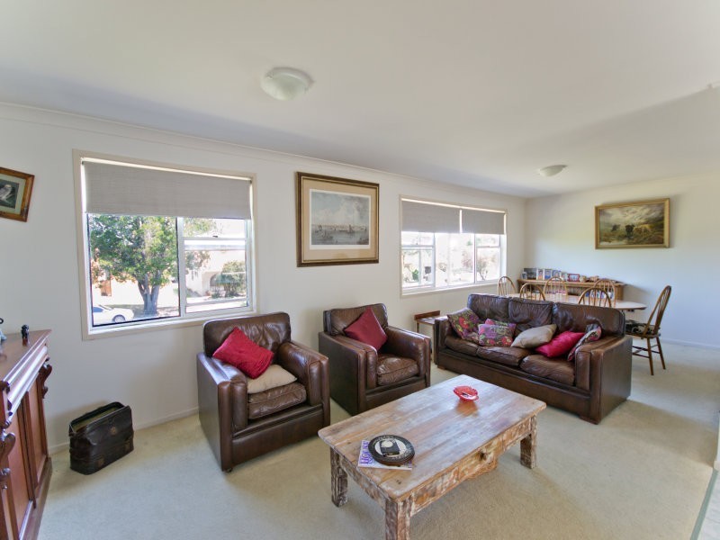 2 The Peninsula, Yamba NSW 2464