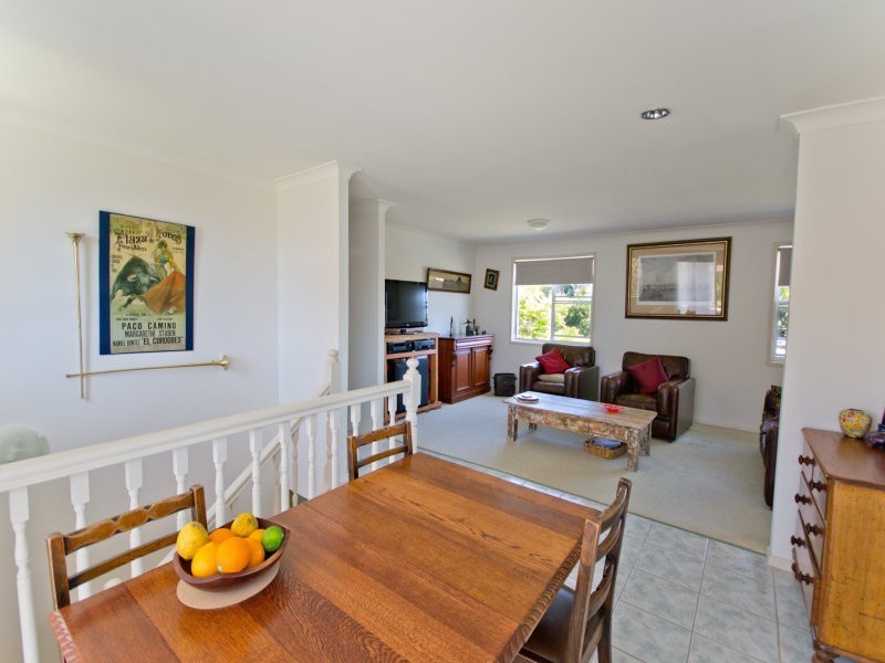 2 The Peninsula, Yamba NSW 2464