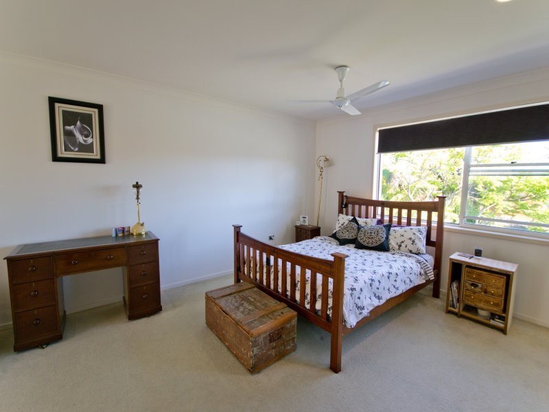 2 The Peninsula, Yamba NSW 2464
