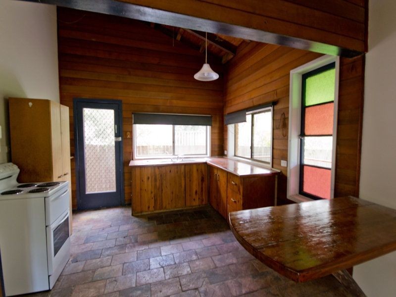 1 Campbell Lane, Wooloweyah NSW 2464