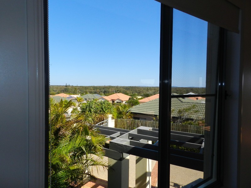 Unit 2/1-5 Beachside Way, Yamba NSW 2464