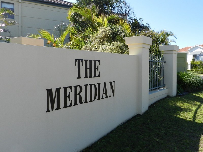 Unit 2/1-5 Beachside Way, Yamba NSW 2464