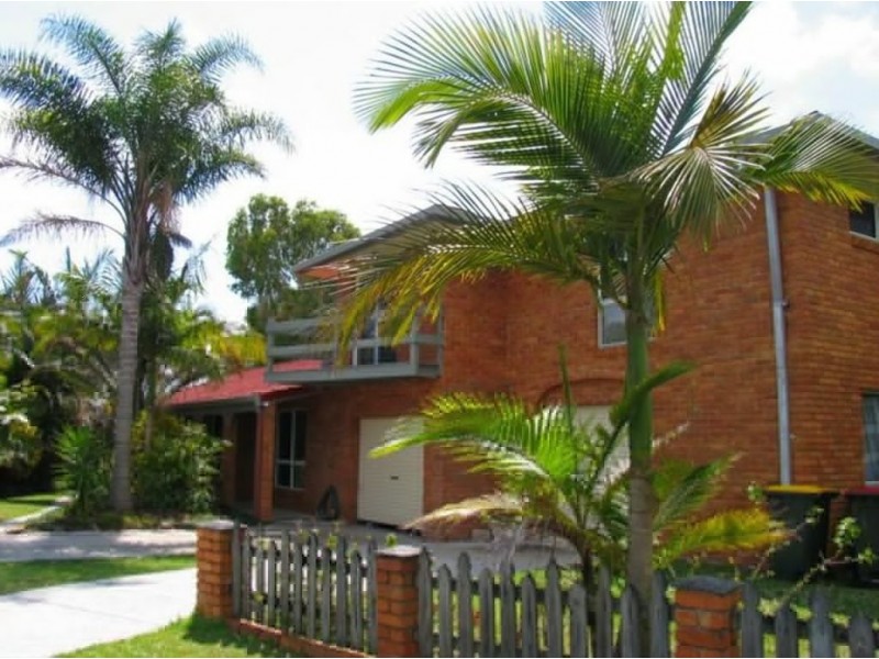 2 Banksia Place, Yamba NSW 2464