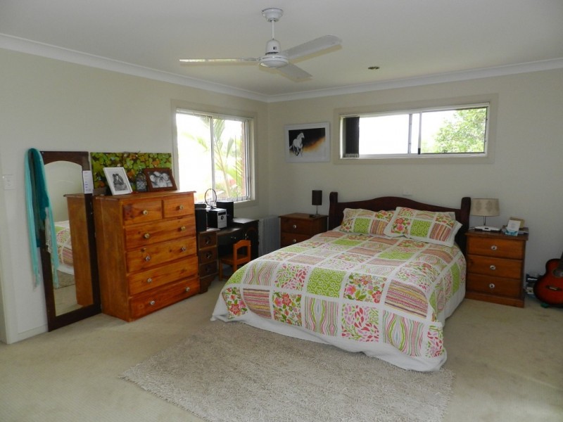 2 Banksia Place, Yamba NSW 2464