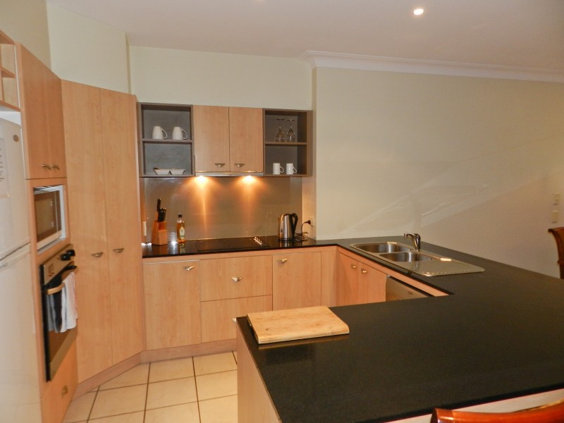 Unit 25/20 Pacific Parade, Yamba NSW 2464