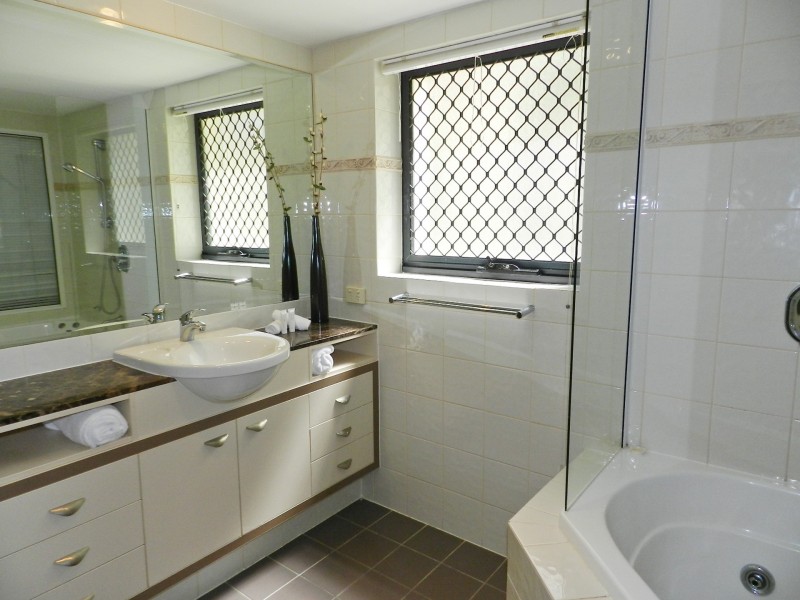 Unit 25/20 Pacific Parade, Yamba NSW 2464