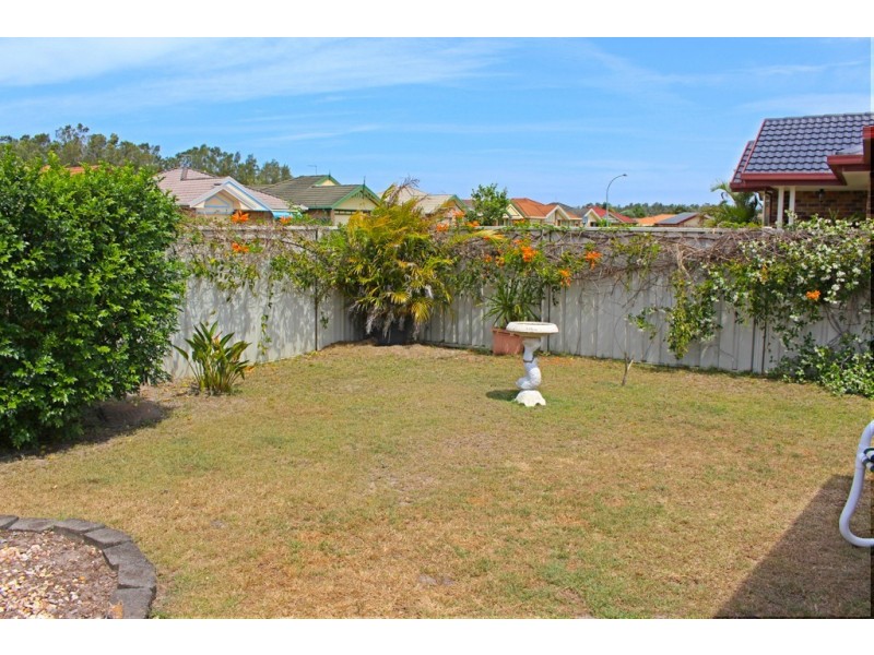 2 Lady Nelson Place, Yamba NSW 2464
