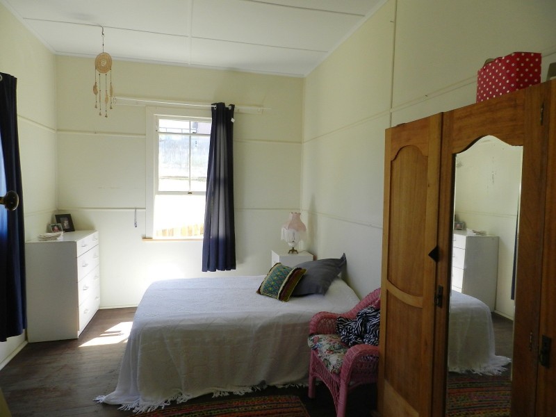 13 High Street, Yamba NSW 2464