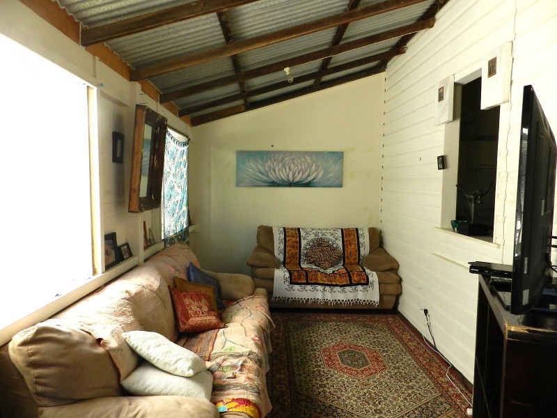 13 High Street, Yamba NSW 2464