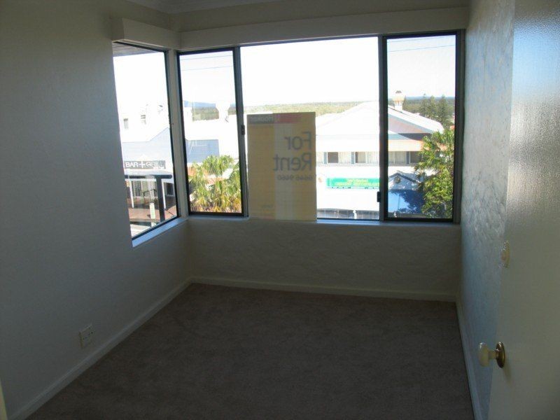Waves on Main 13/12 Clarence Street, Yamba NSW 2464