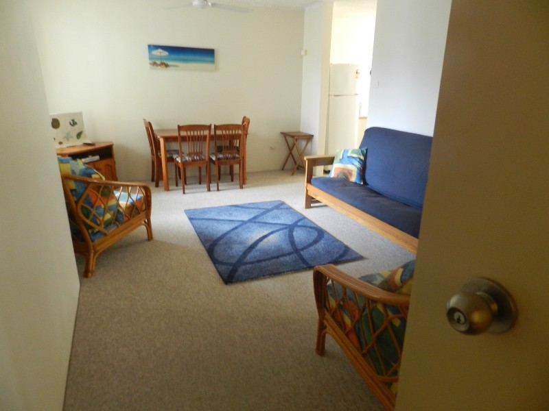 Unit 5/8-10 High Street, Yamba NSW 2464