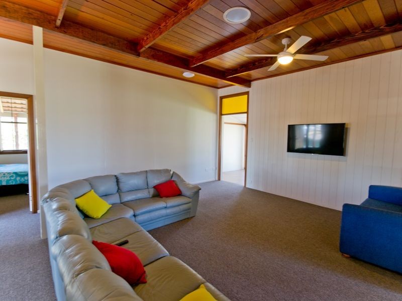 2 River Street, Yamba NSW 2464