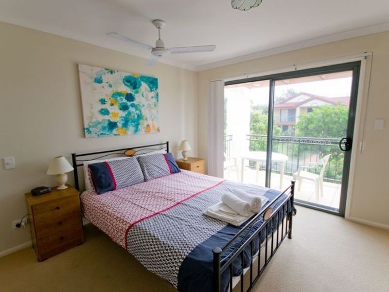 Unit B6 U2/19-21 Pacific Parade, Yamba NSW 2464