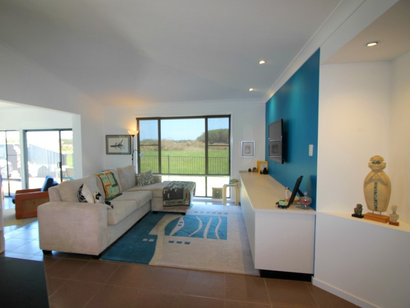 5 Buccaneers Court, Yamba NSW 2464