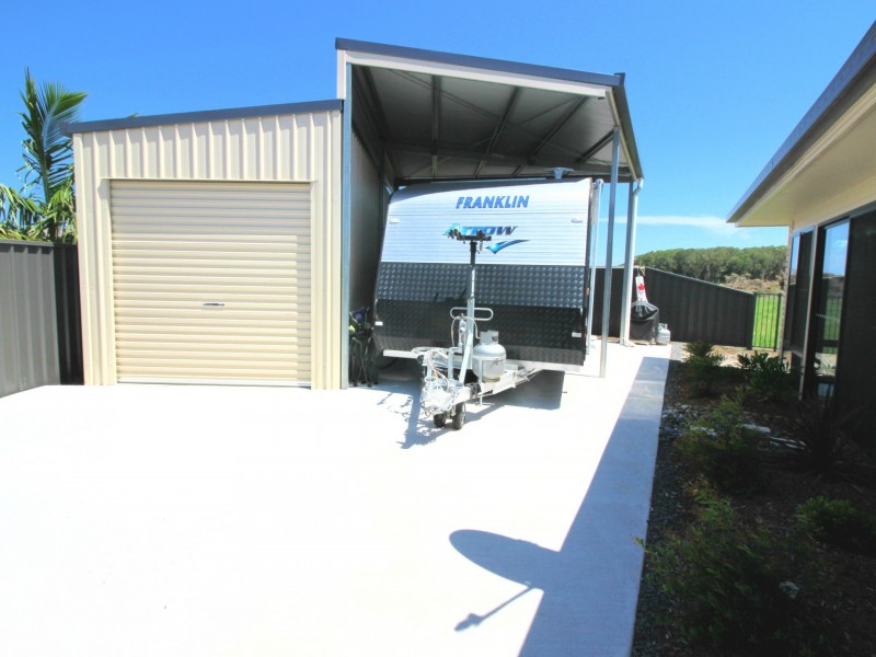 5 Buccaneers Court, Yamba NSW 2464