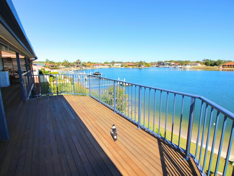 33 The Peninsula, Yamba NSW 2464