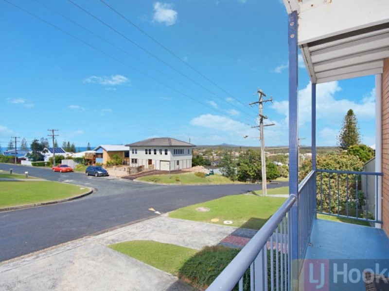 2/3 Ager Street, Yamba NSW 2464